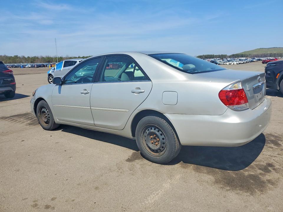 2005 Toyota Camry Standard
