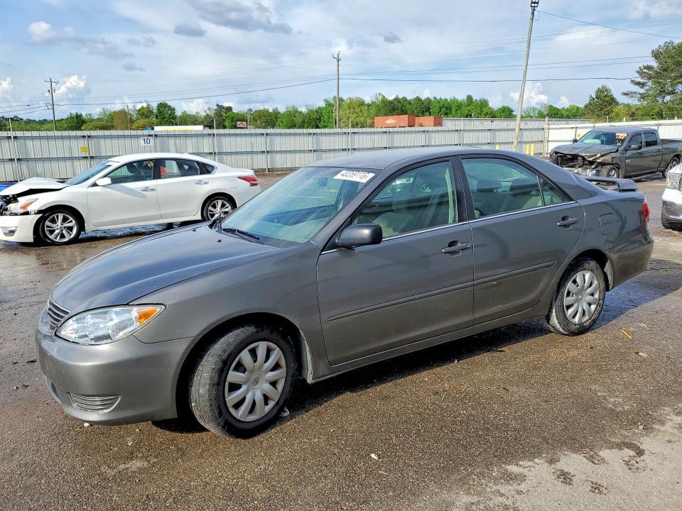 2006 Toyota Camry Standard