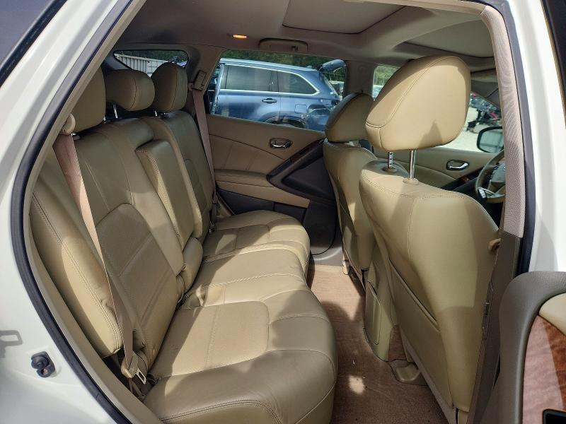 2011 Nissan Murano s