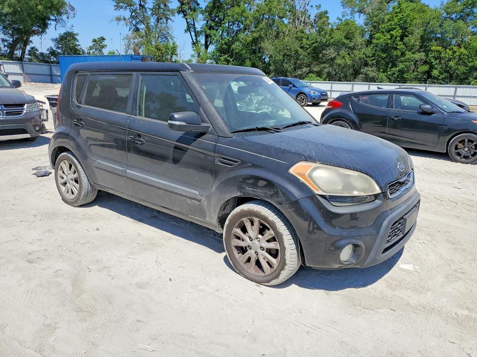 2012 KIA Soul +