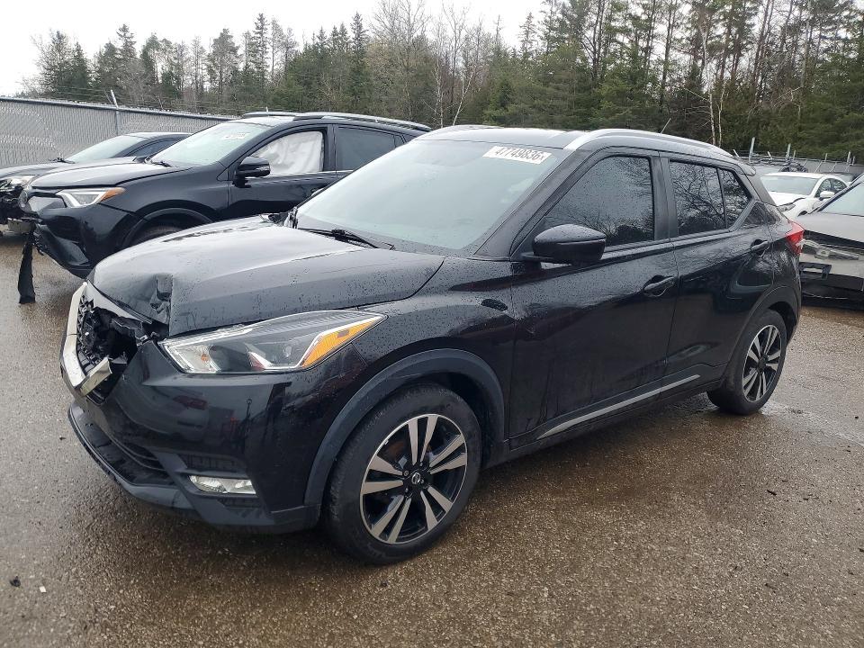 2019 Nissan Kicks s
