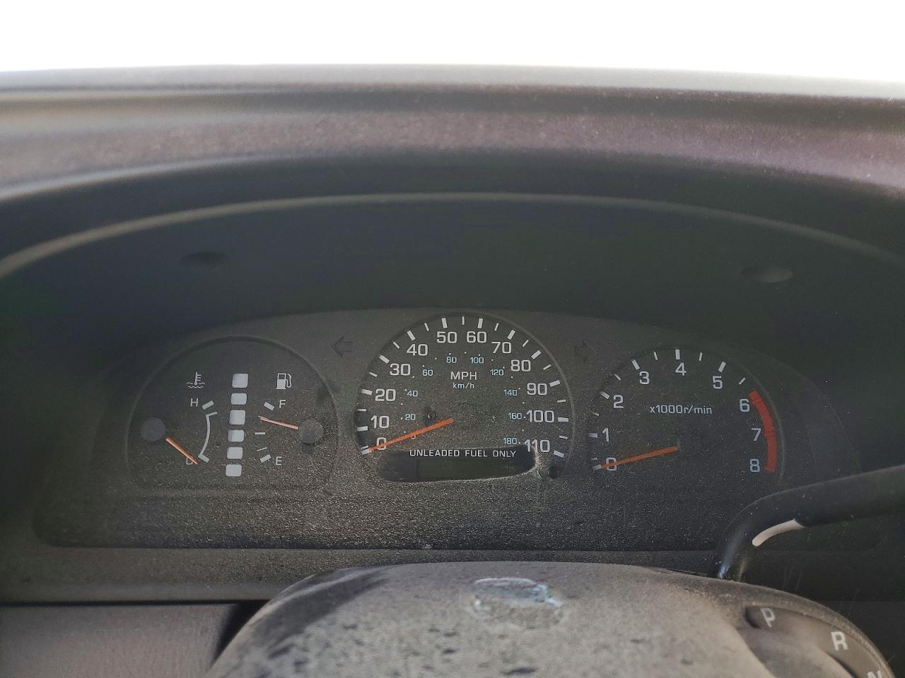 2000 Nissan Frontier XE