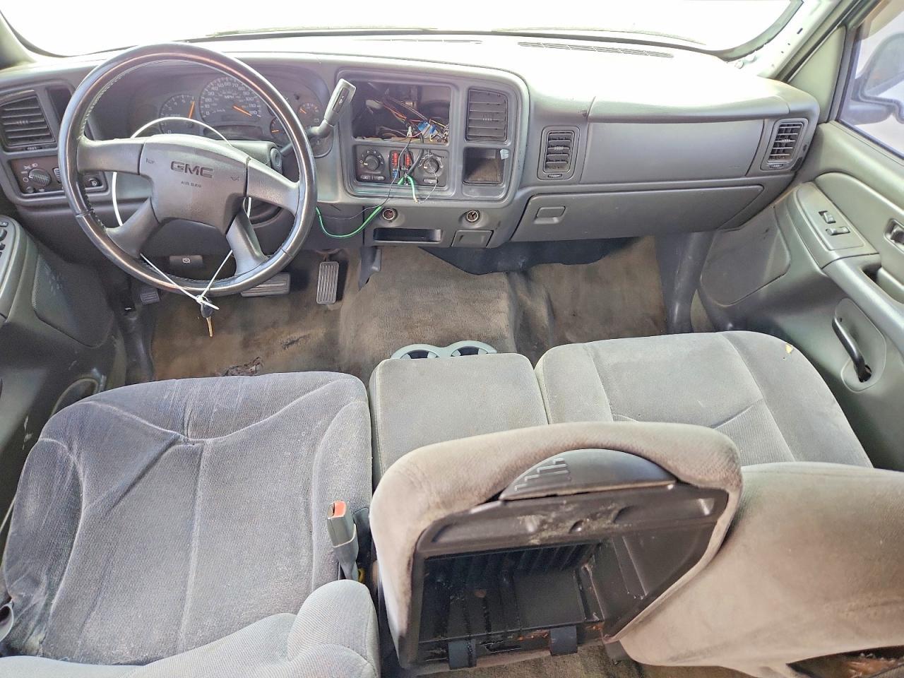 2005 GMC New Sierra C1500