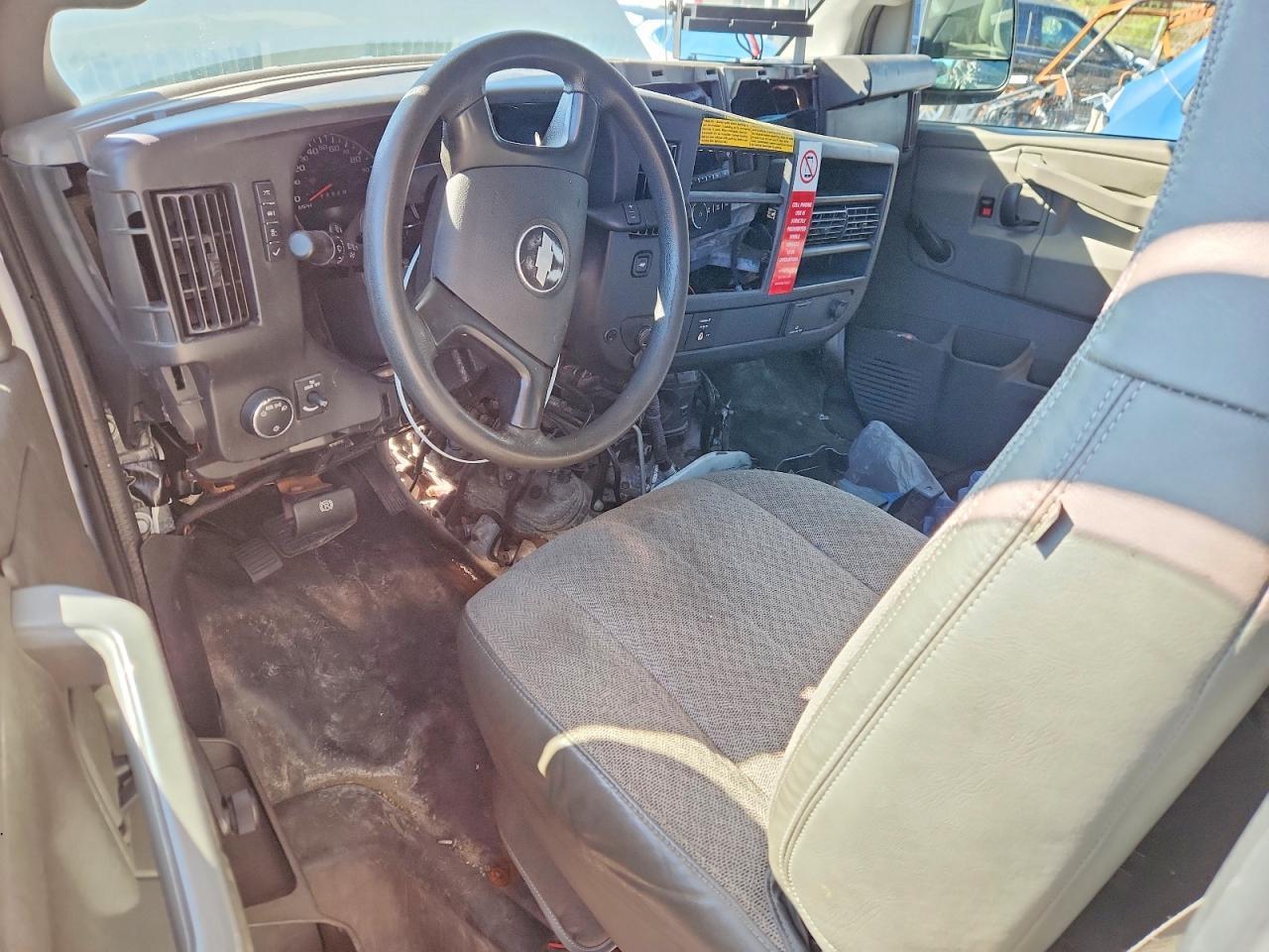 2017 Chev Express G3500