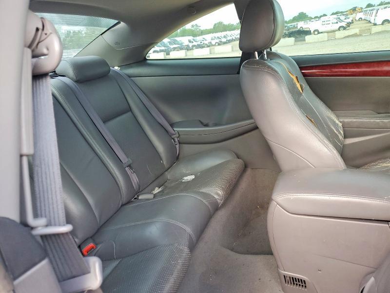 2004 Toyota Camry Solara sle V6