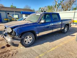 Salvage trucks for sale at Wichita, KS auction: 2004 Chevrolet Silverado C1500