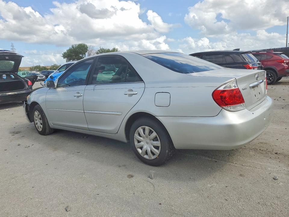 2006 Toyota Camry le