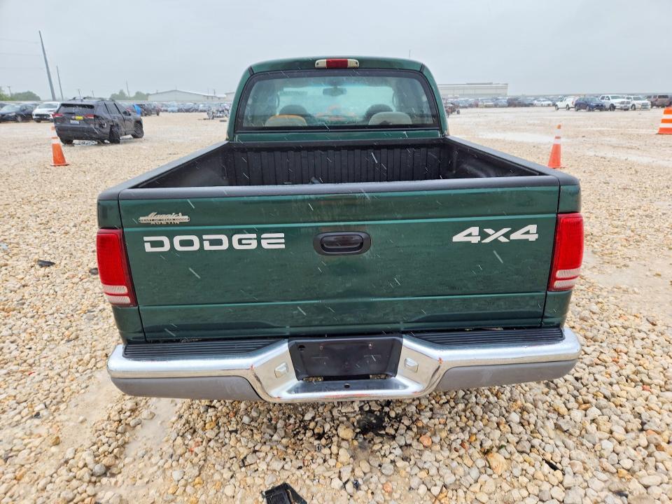 2001 Dodge Dakota Quattro