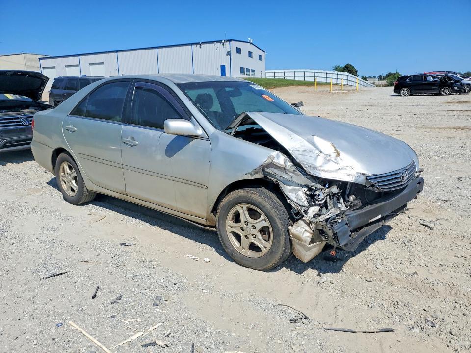 2006 Toyota Camry le