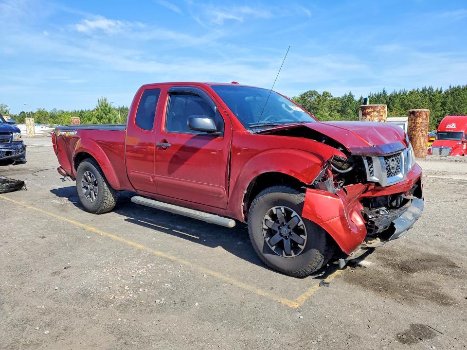 2015 Nissan Frontier Desert Runner