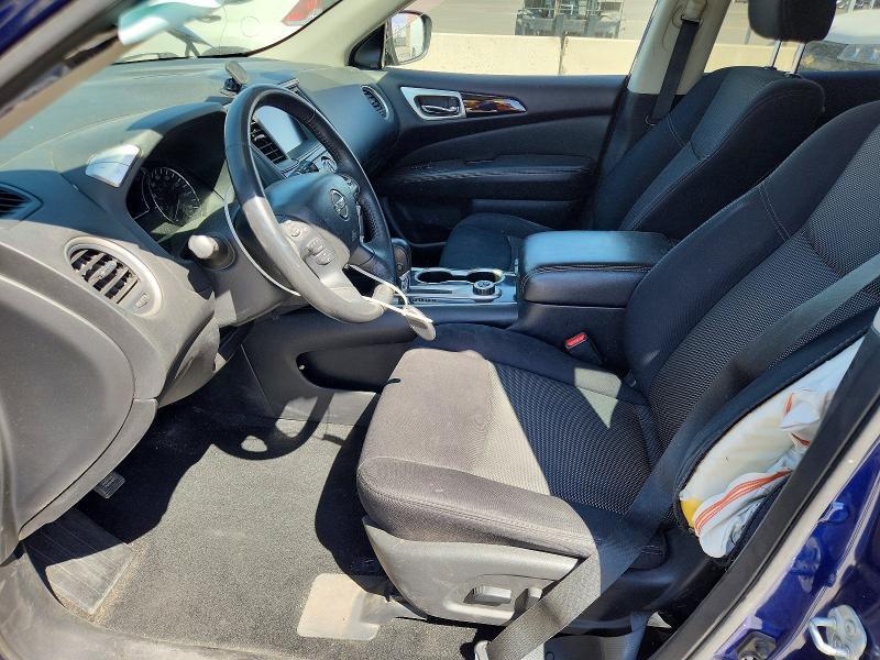 2019 Nissan Pathfinder sv