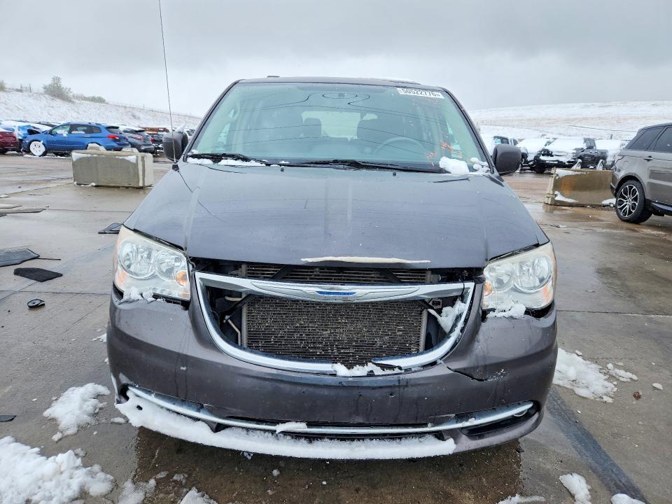 2015 Chrysler Town & Country Touring