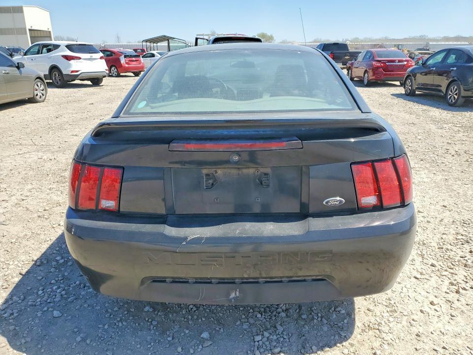 1999 Ford Mustang