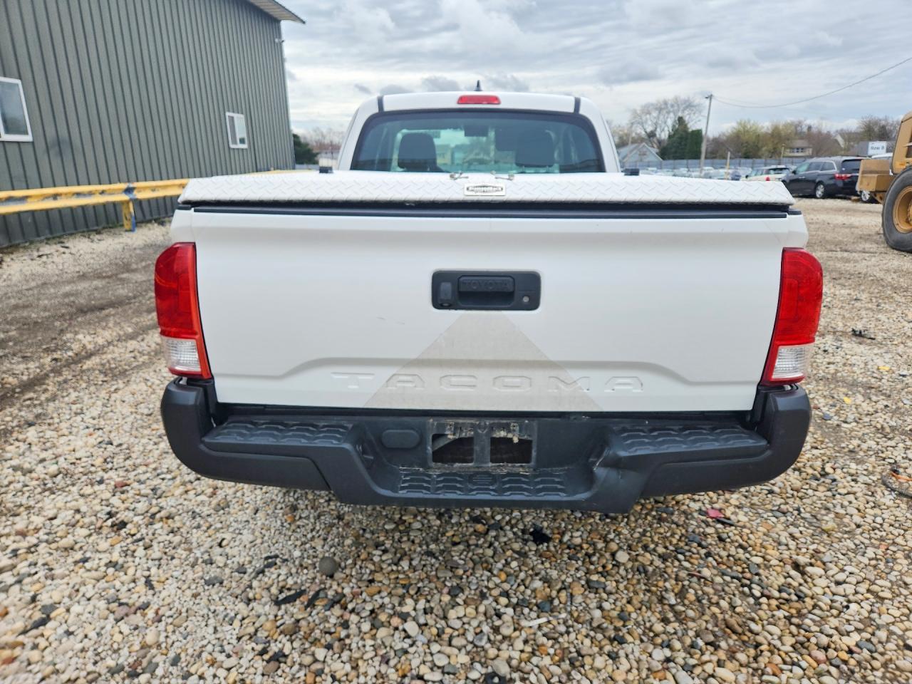 2017 Toyota Tacoma SR