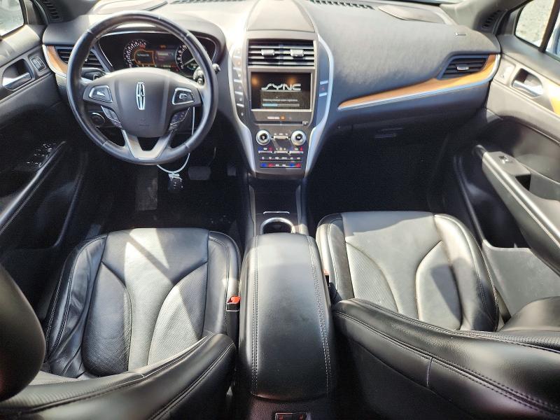 2015 Lincoln Townhouse MKC