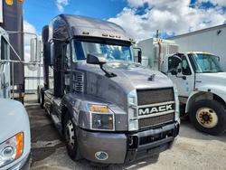 Salvage trucks for sale at Fort Wayne, IN auction: 2018 Mack Anthem Semi Truck
