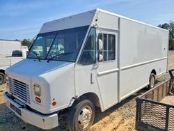Salvage trucks for sale at Hueytown, AL auction: 2013 Ford F59 Delivery Truck