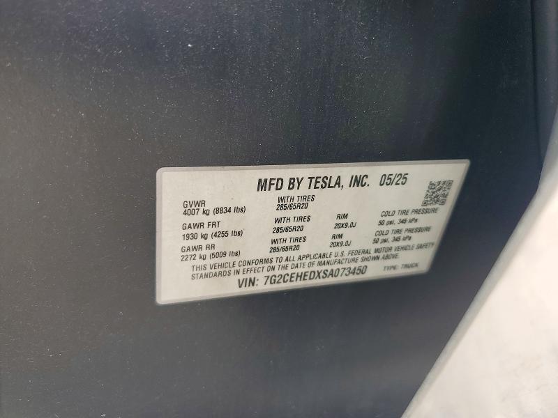 2025 Tesla Cybertruck