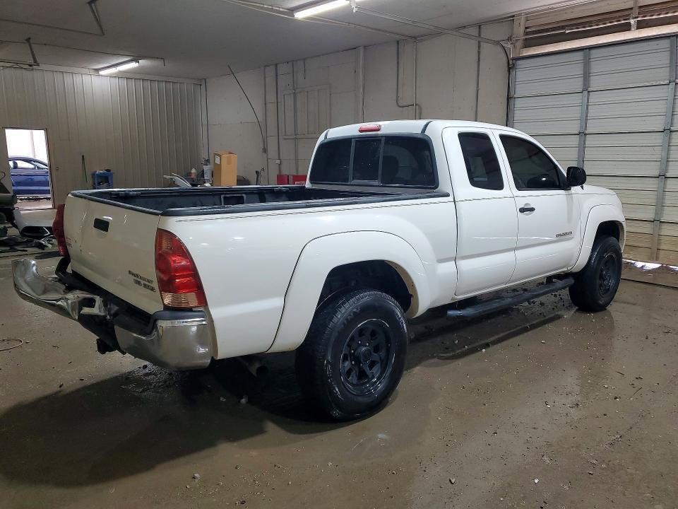 2005 Toyota Tacoma Prerunner Access cab
