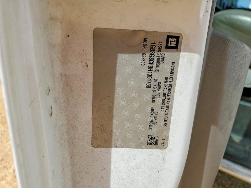 2017 Chev Express G3500