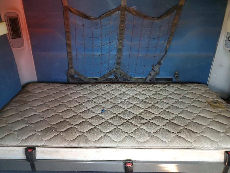 2003 Freightliner Columbia 120 Semi Truck