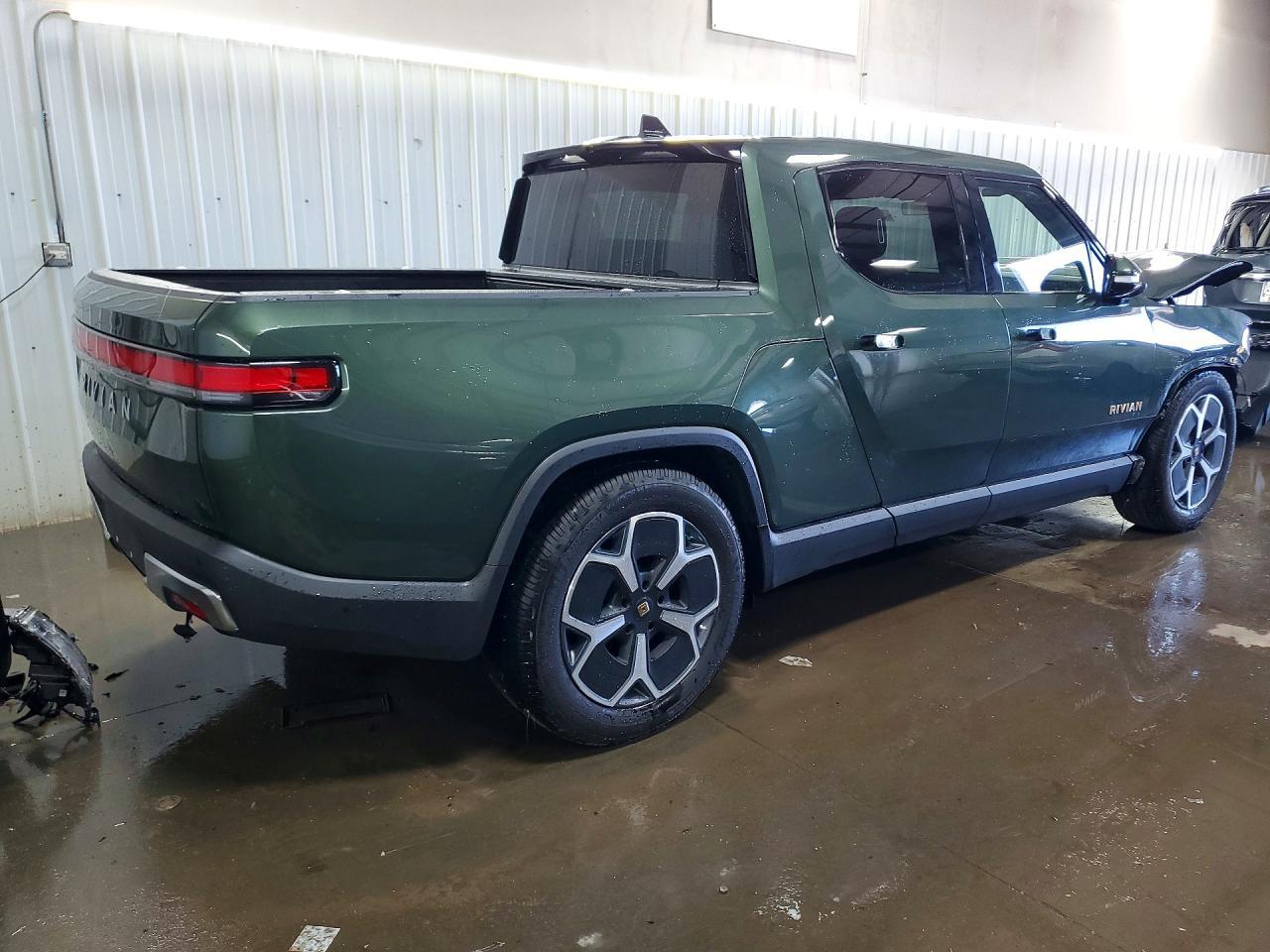 2023 Rivian R1T Adventure