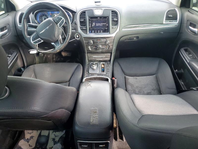 2019 Chrysler 300 Touring