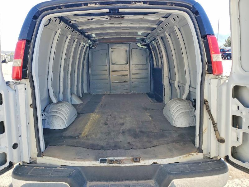 2012 Chev Express G3500