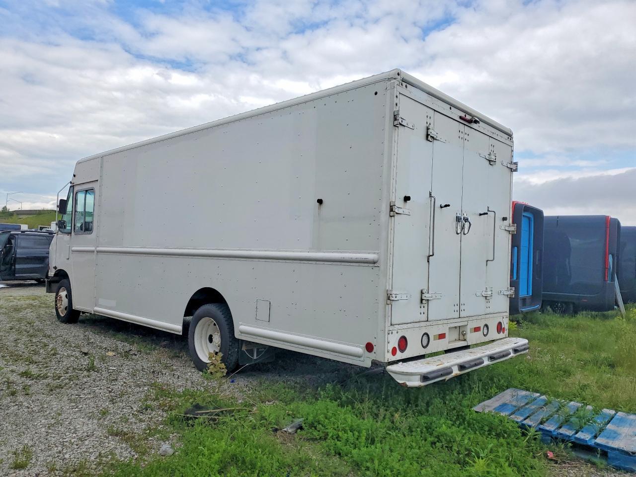 2013 Ford F59 Delivery Van