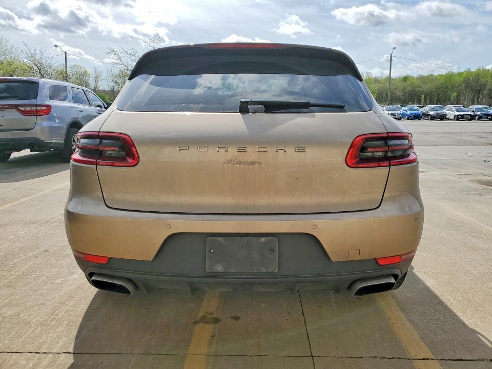 2018 Porsche Macan