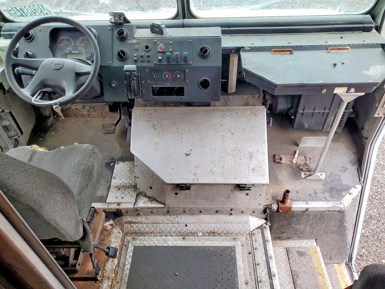 2010 Freightliner Chassis M Line WALK-IN Van