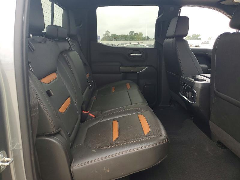 2021 GMC Sierra K1500 AT4