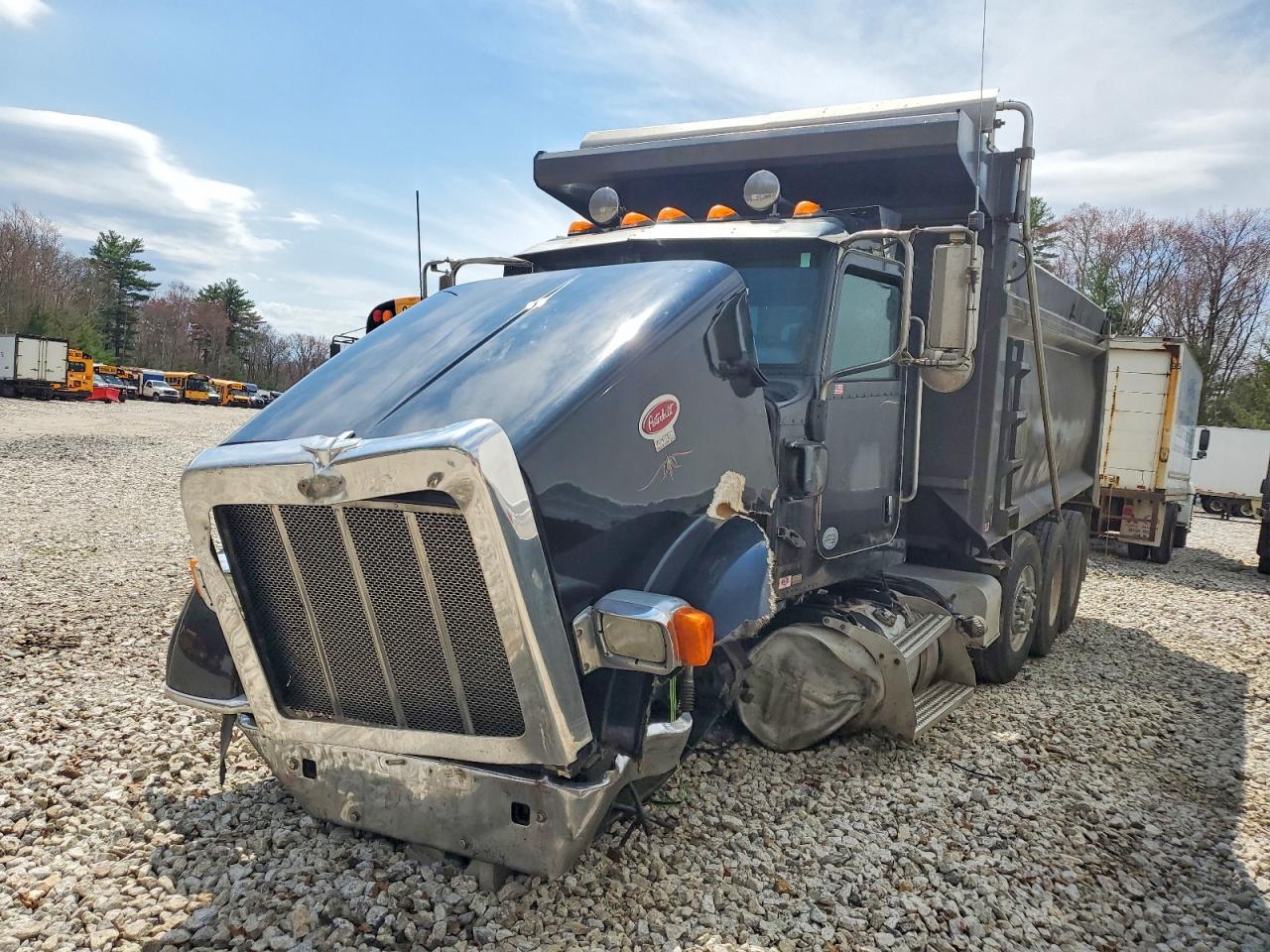 2014 Peterbilt 365 Dump Truck