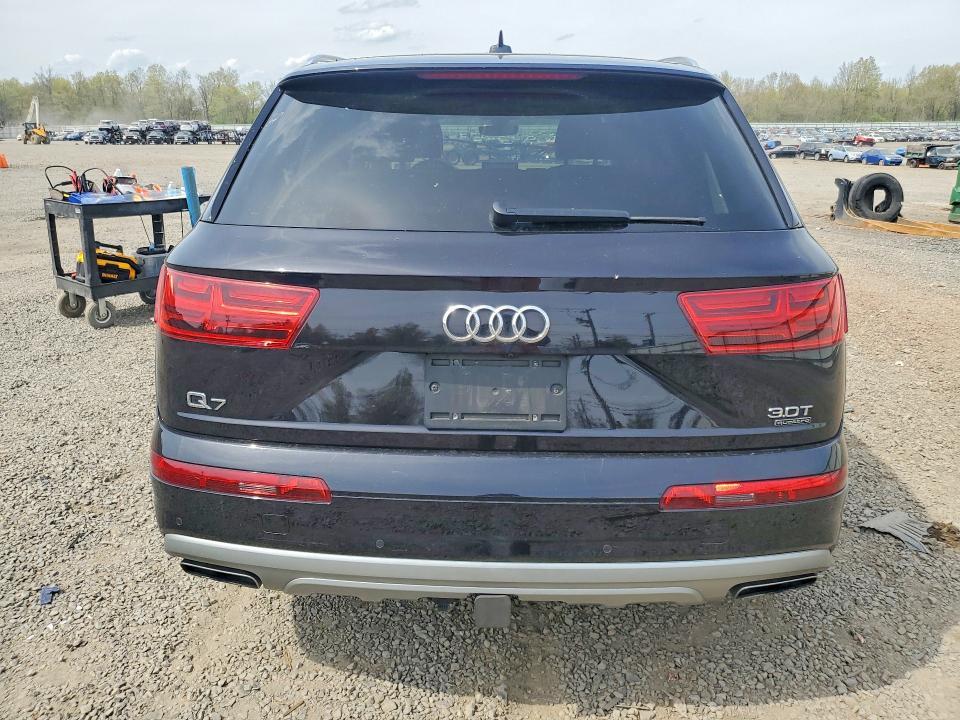 2018 Audi Q7 Premium Plus