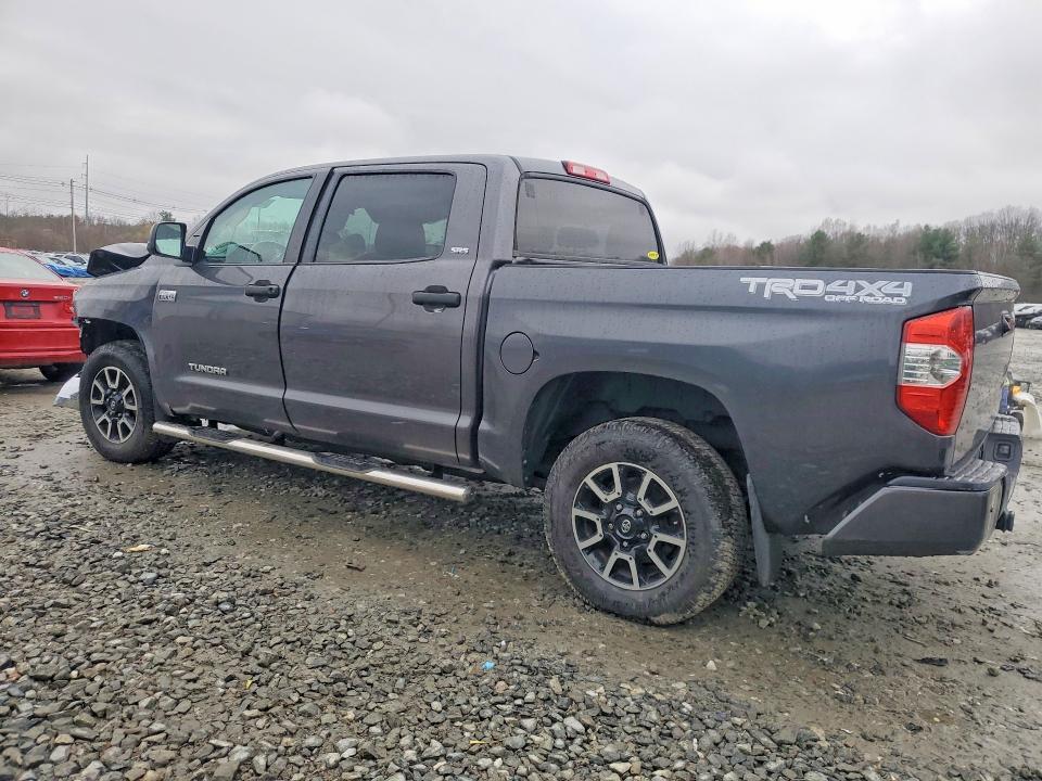 2016 Toyota Tundra SR5