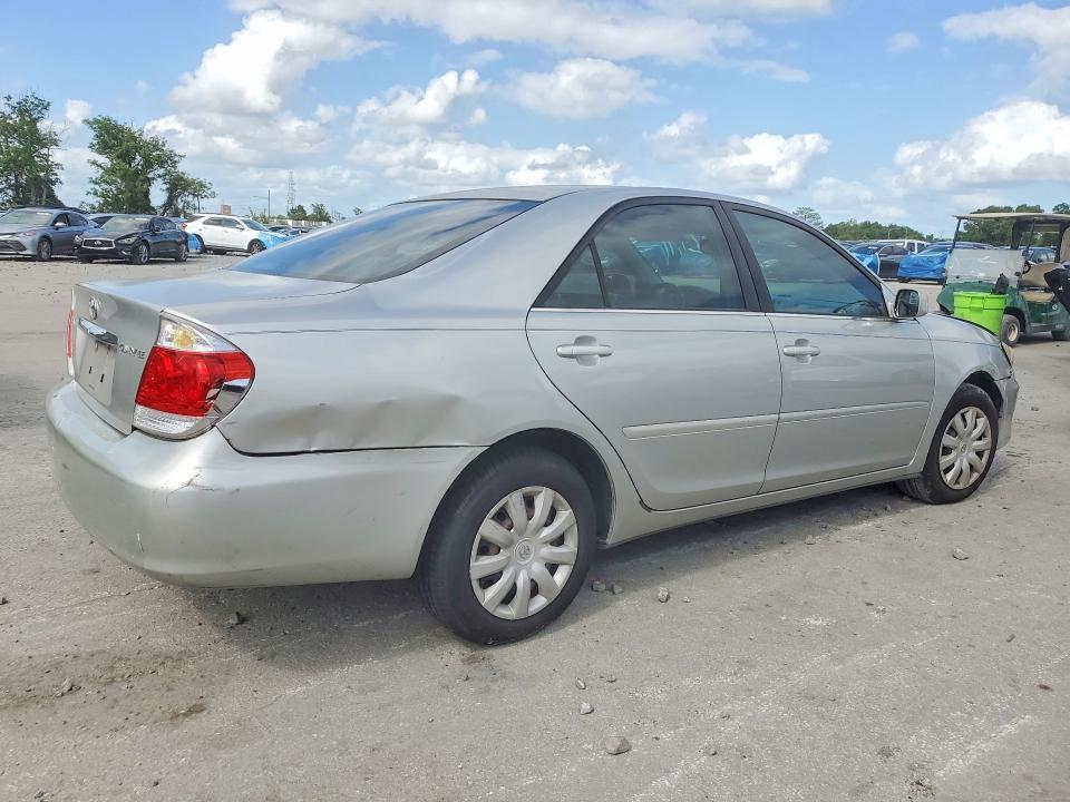 2006 Toyota Camry le