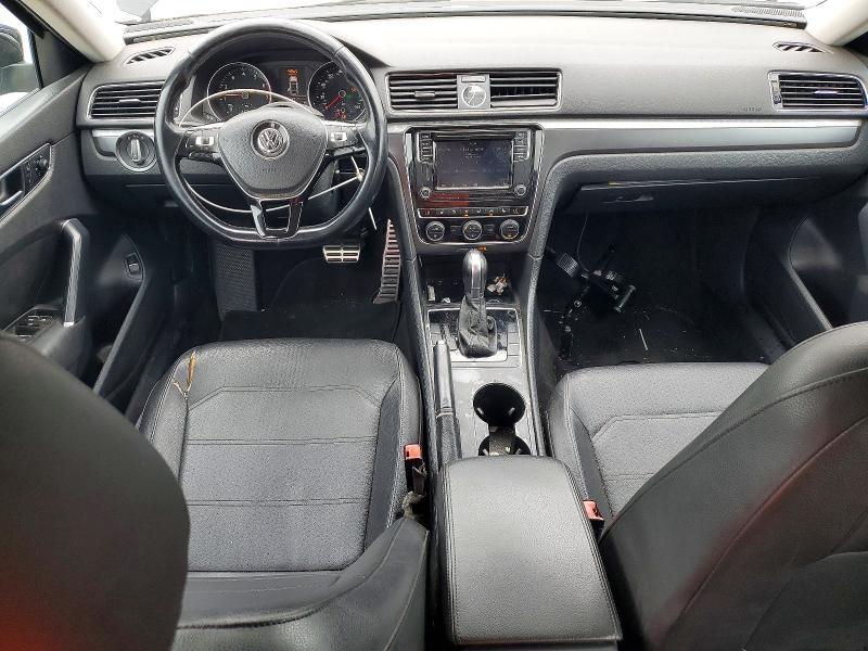 2017 Volkswagen Passat R-line