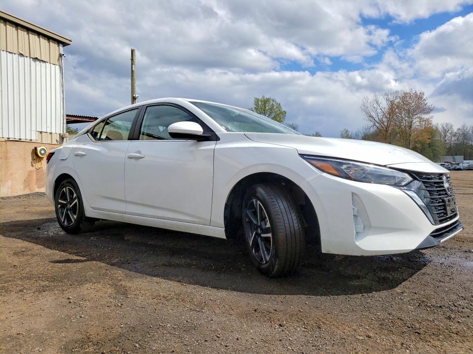 2025 Nissan Sentra sv