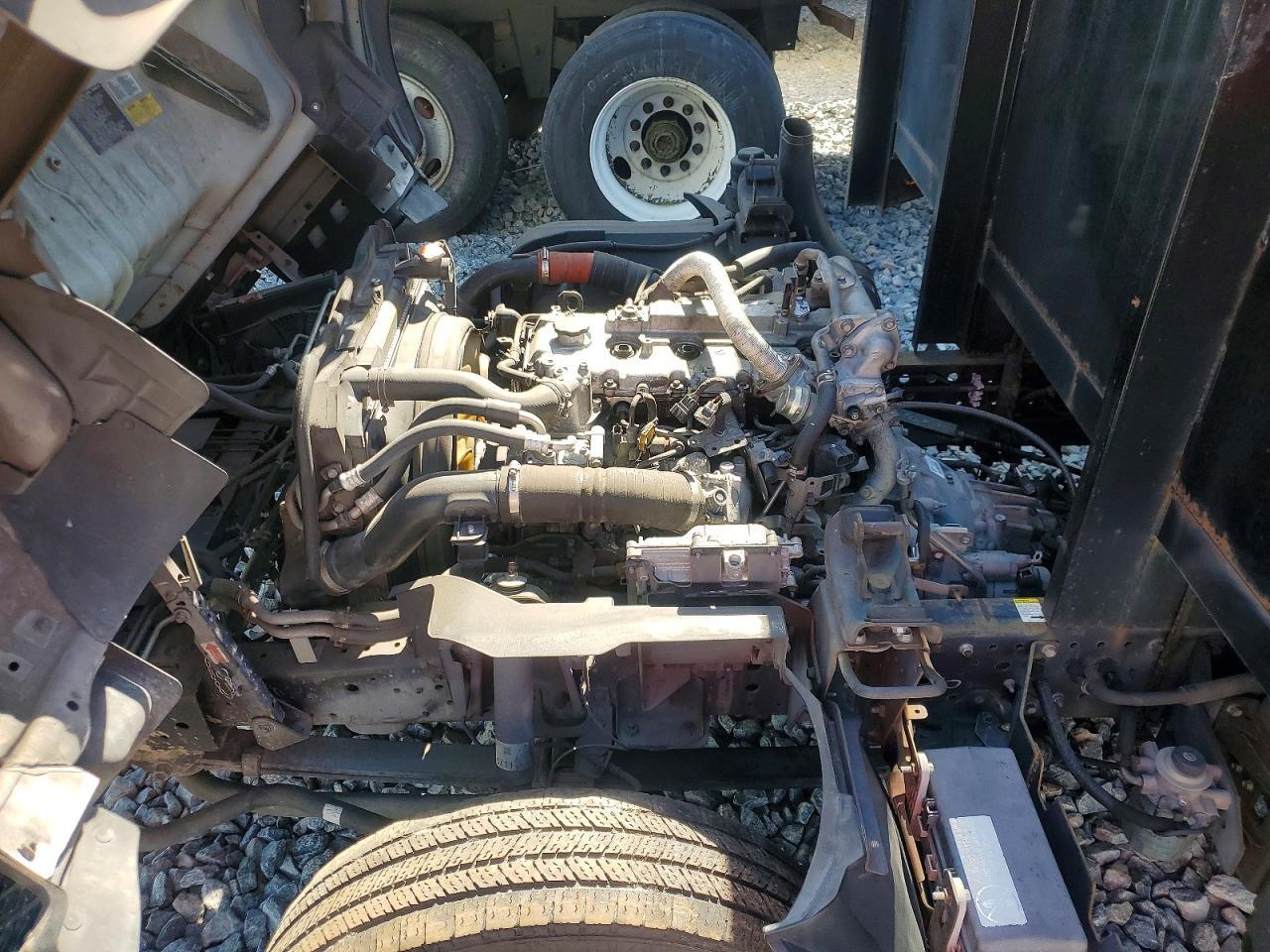 2016 Isuzu NPR
