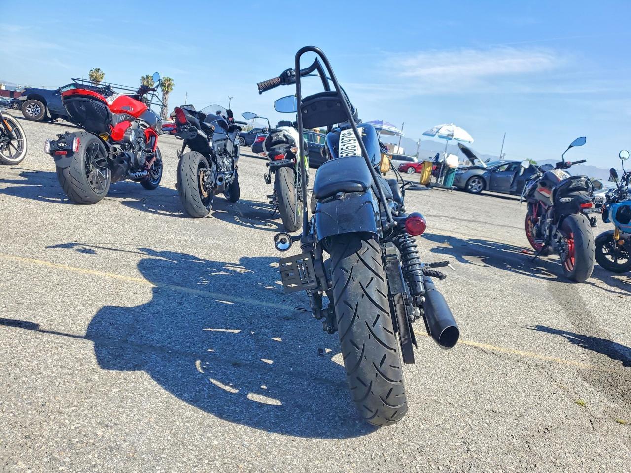 2016 Harley-Davidson XL883 Iron 883
