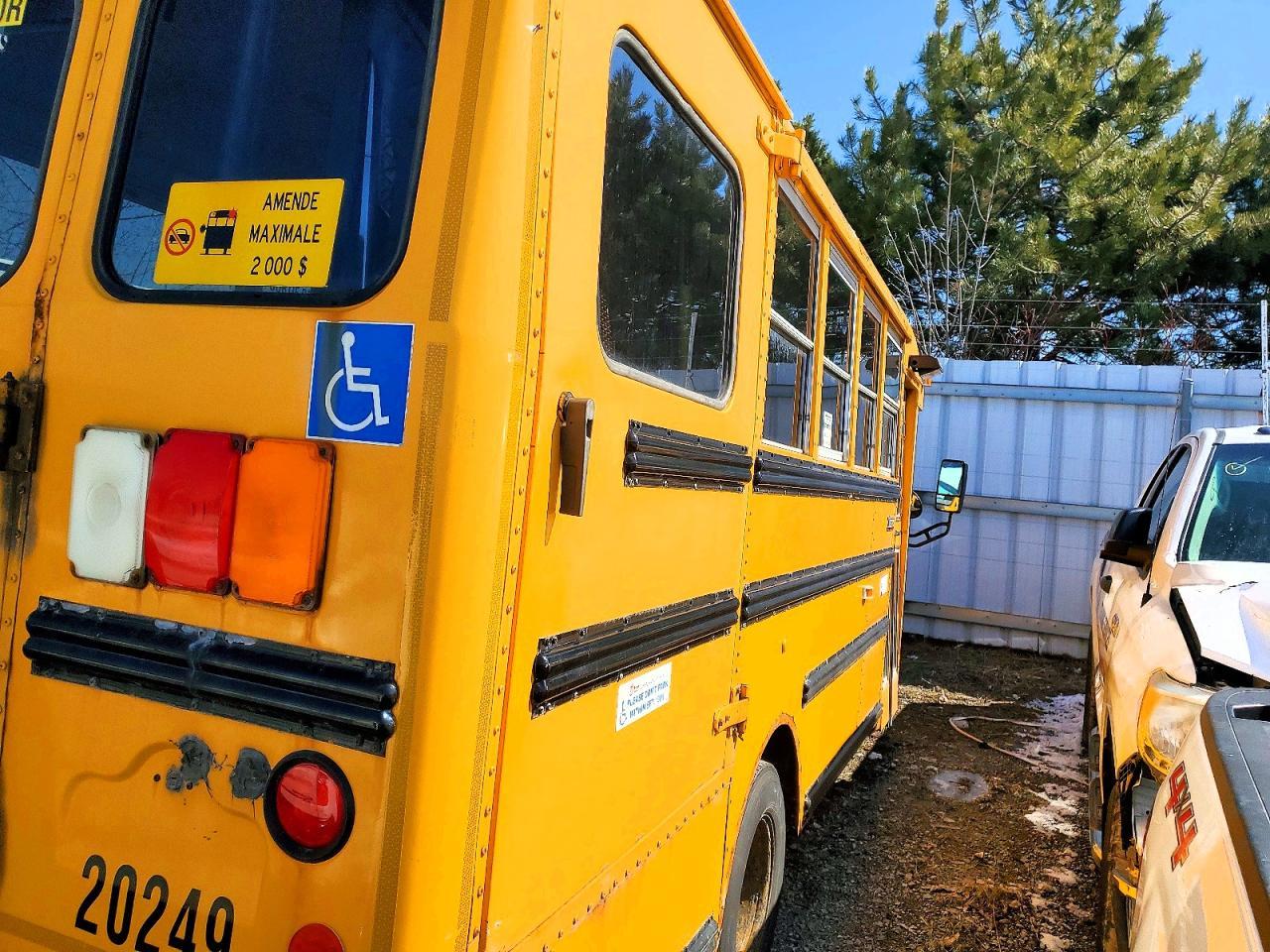2010 Thomas Minotour G4500-School Bus