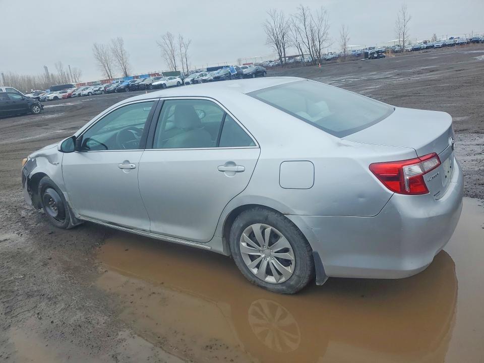 2013 Toyota Camry Hybrid le