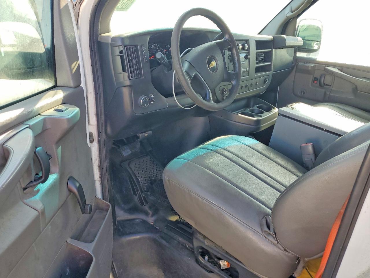 2013 Chevrolet Express G2500 Cargo Van-pri Fleet