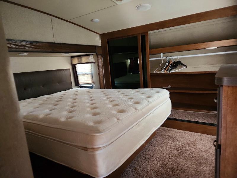 2017 Foresriver 2017 Forest River Sabre Camper