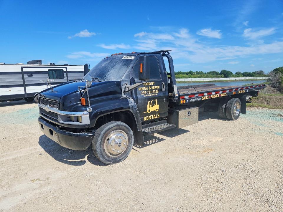2007 Chevrolet C5500 Rollback Truck