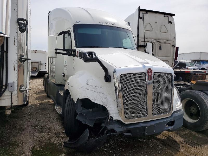 2022 Kenworth T680 Semi Truck