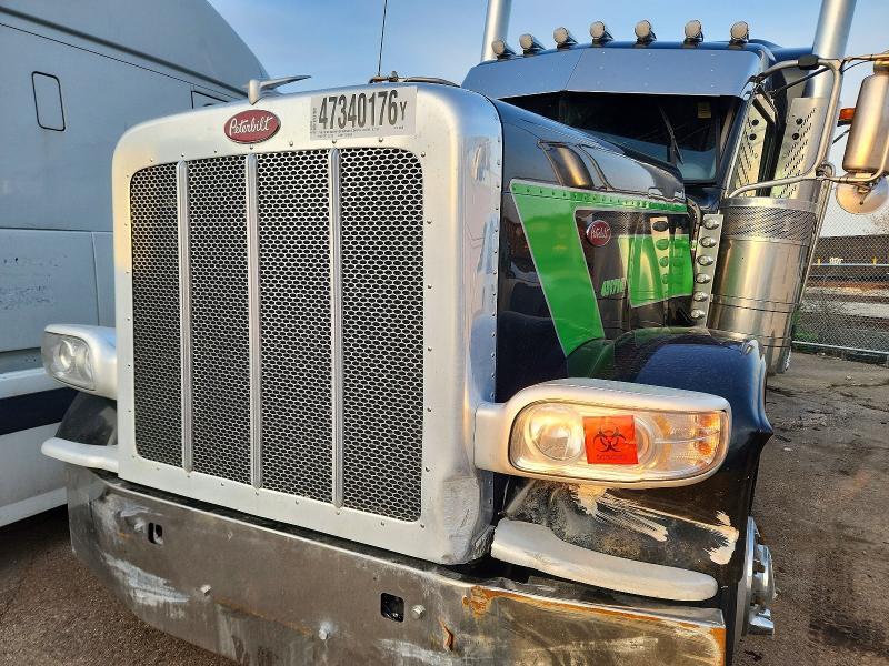 2020 Peterbilt 389 Semi Truck