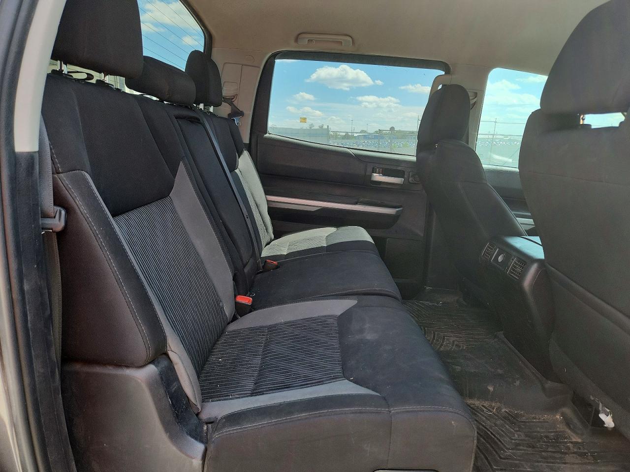 2016 Toyota Tundra SR5