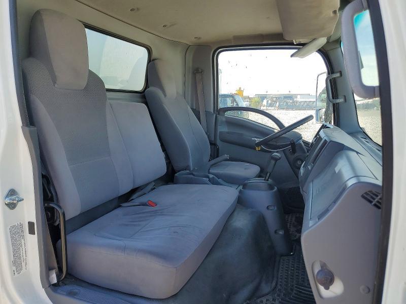 2016 Chev Rolet 4500 BOX Truck