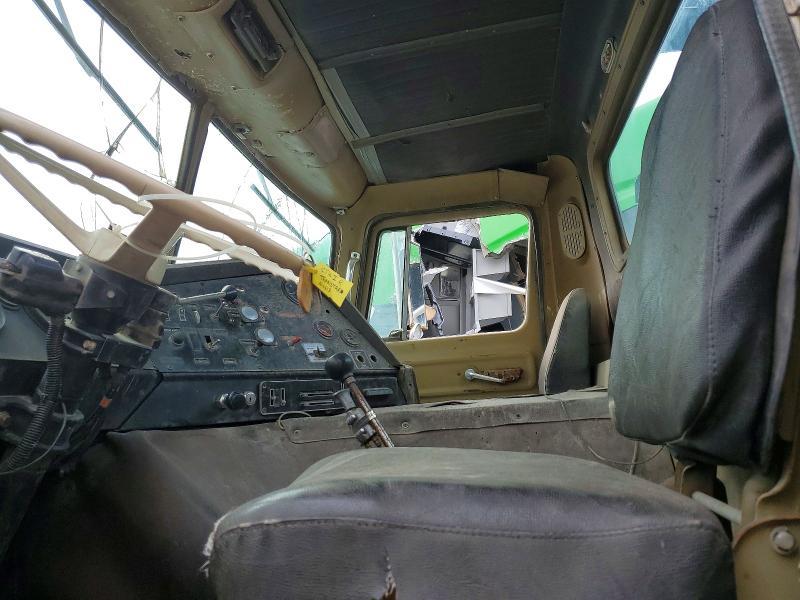 1977 International Semi Truck